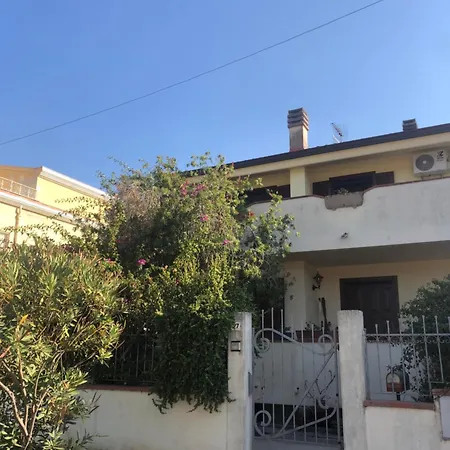 Il Carrubo Apartment Torre Grande